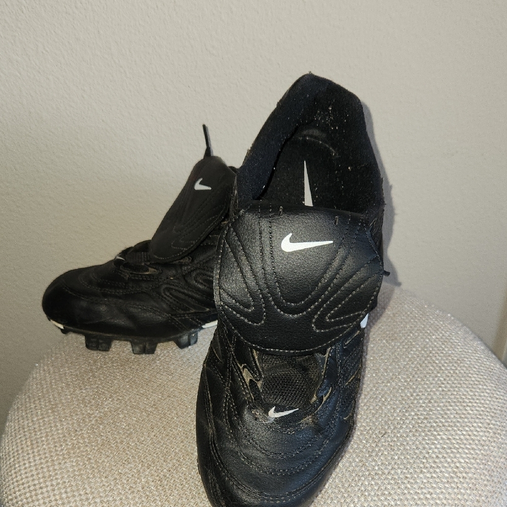Nike Black Athletic Shoes